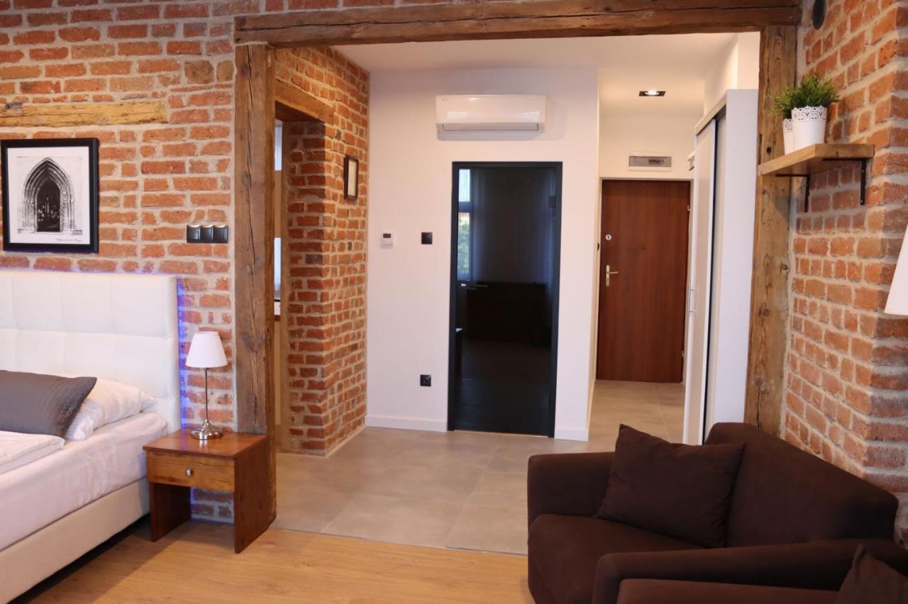 Apartament Przy Rynku Chełmno Esterno foto